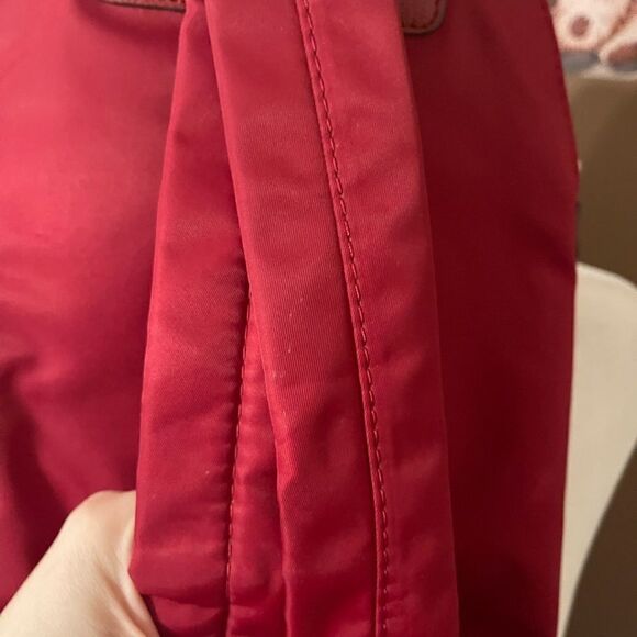 Tutilo New York BackPack EUC with minor spot - Picture 9 of 13